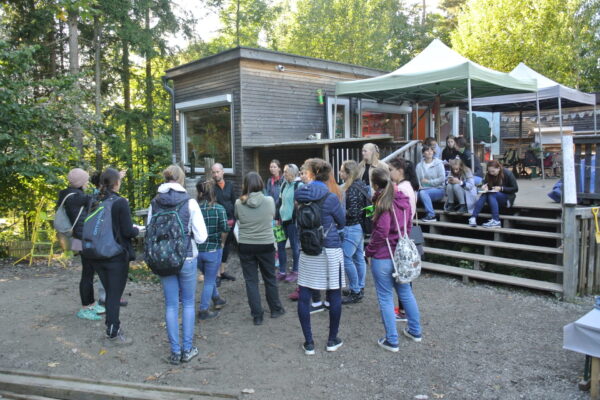 Kolleg im Waldkindergarten I Foto: Brigitte Webhofer I KBAfEP 2021