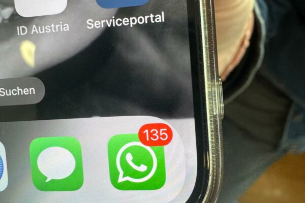 Bilder-Handyfrei-2-kbafep-innsbruck